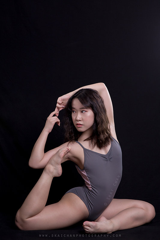 Dance photoshoot session with Tam Ye Qi at photography studio (Tanjong Pagar)
