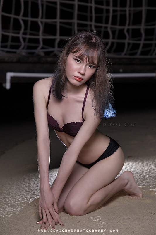 Night Beach Bikini Photoshoot with Katherine Whiteway (Nekotsurin) at Palawan Beach (Sentosa)