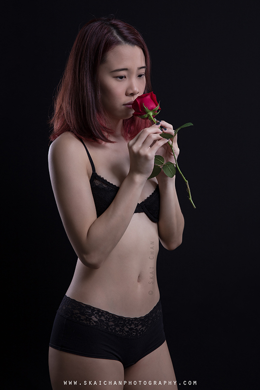Red rose themed romantic lingerie photoshoot session with Cheryl Alicia Chua at Tanjong Pagar (studio)
