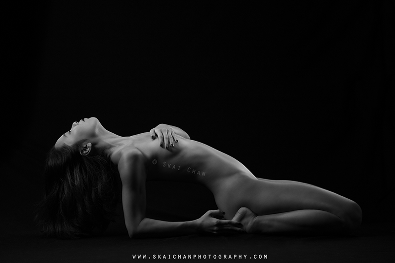 Black and white implied nude art yoga photoshoot session with Cheryl Alicia Chua at Tanjong Pagar (photography studio)