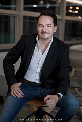 Indoor & Outdoor High-End Men's Corporate Photoshoot - Adam Tatarynowicz @ Singapore Management University (SMU)