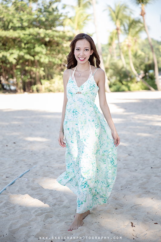 Lifestyle beach photoshoot session with Isabelle at Palawan Beach (Sentosa)