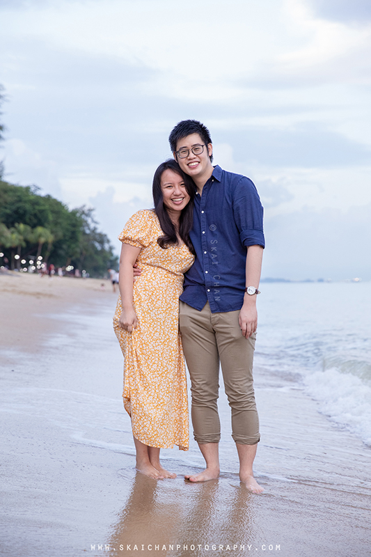 Anthony & Divlynn surprise wedding proposal photoshoot at Parkland Green, East Coast Park (ECP)