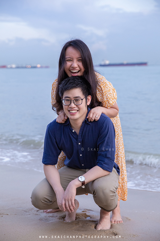 Anthony & Divlynn surprise wedding proposal photoshoot at Parkland Green, East Coast Park (ECP)