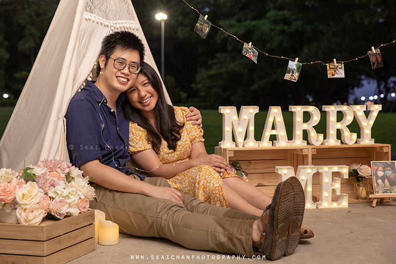 Anthony & Divlynn surprise wedding proposal photoshoot at Parkland Green, East Coast Park (ECP)