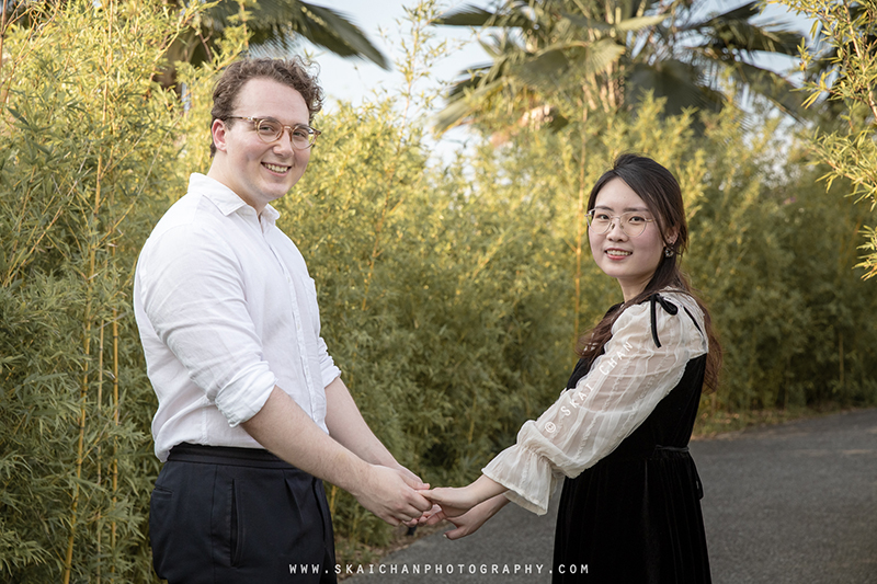 Outdoor casual couple photoshoot session with Keagan & Nancy at Serene Garden @ Gardens By The Bay