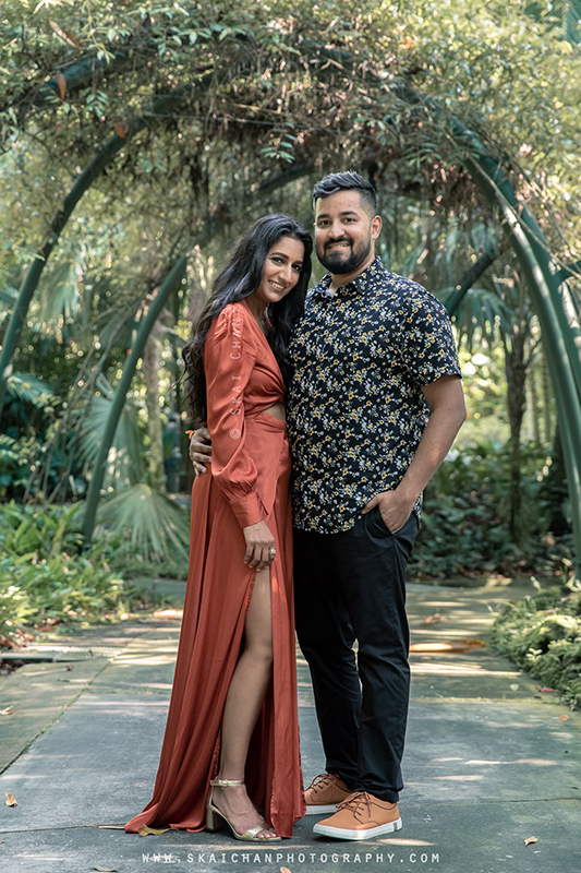 Outdoor casual couple photoshoot session with Elvis Philip & Monali P at World of Plants (Gardens By The Bay)
