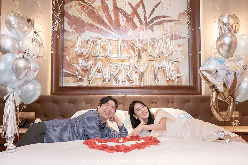 Indoor couple photoshoot session with Hendra & Grace at Equarius Hotel (Resorts World Sentosa)