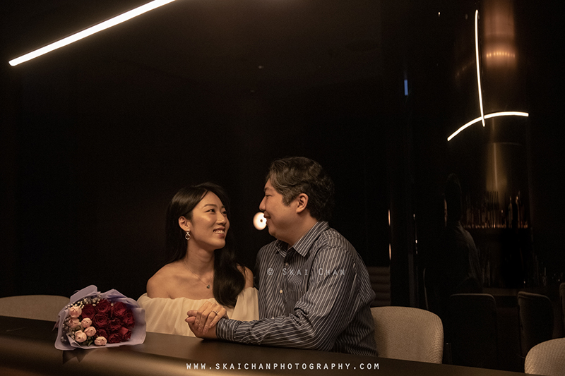 Indoor couple photoshoot session with Hendra & Grace at Ocean Restaurant (Resorts World Sentosa)