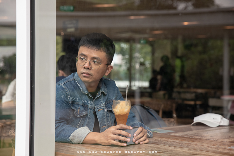 Cafe lifestyle portrait photoshoot session with Barry Chow @ Fusion Spoon Cafe (Jurong Lake Gardens)