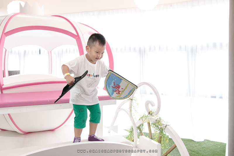 Children photoshoot session with Katie, Karie & Friends at The Tiara Society @ Coastal PlayGrove (ECP)