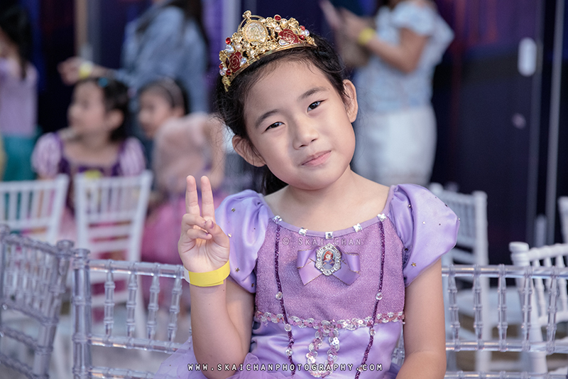 Children photoshoot session with Katie, Karie & Friends at The Tiara Society @ Coastal PlayGrove (ECP)