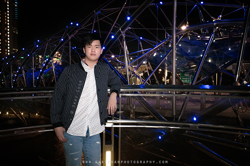 Night outdoor teenager photoshoot session with Justin at Helix Bridge