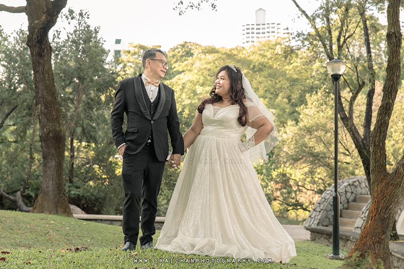 Pre-Wedding photoshoot session with Khoon Seng & Sharon at Toa Payoh Town Park