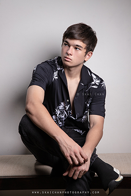 Indoor Headshot Photoshoot - Oliver Laudi @ Home