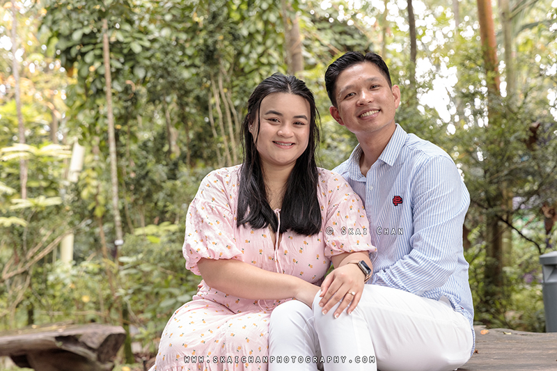 Outdoor casual couple photoshoot session with Andrew & Vicky at World of Plants & Water Lily Pond (Gardens By The Bay)