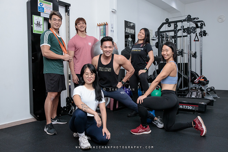Corporate lifestyle group photoshoot session with Urban Active Fitness at Green Curve SG (gym)