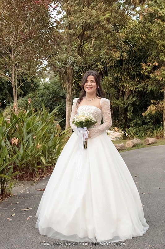 Bridal photoshoot session with Christy Hoa at Changi Cottage
