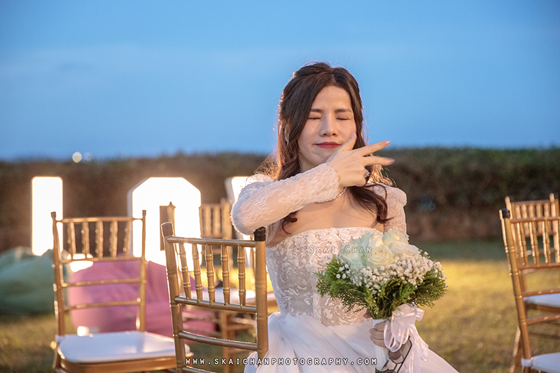 Bridal photoshoot session with Christy Hoa at Changi Cottage