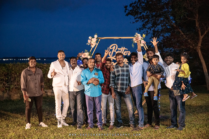 Night outdoor friends photoshoot session with Timothy & Friends at Changi Cottage