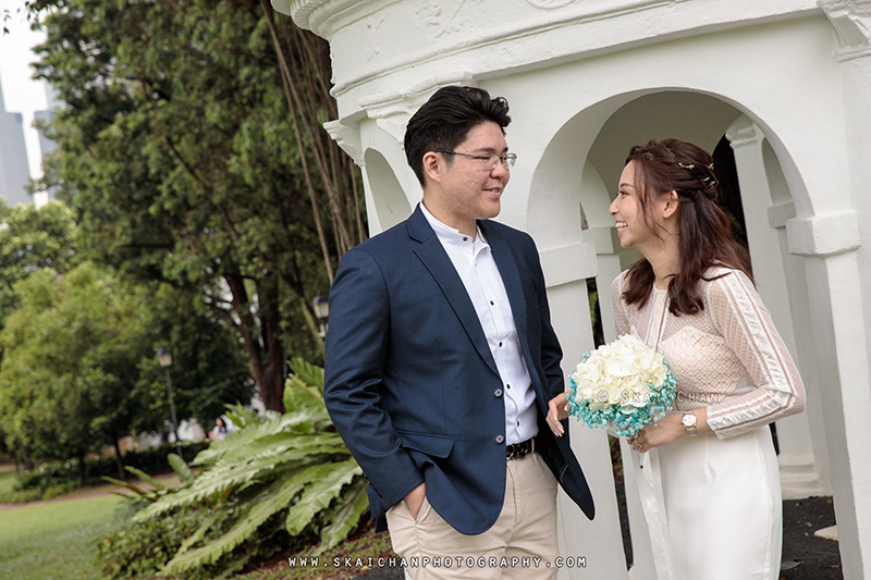 Pre-Wedding photoshoot session with Zijian & Christine at Fort Canning Park