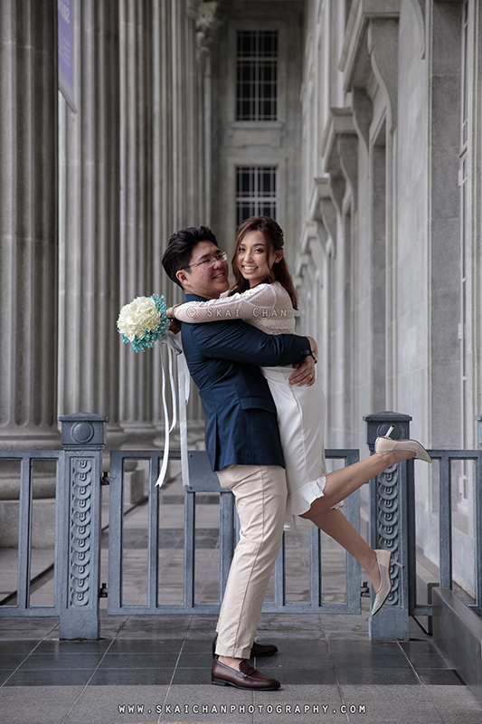 Pre-Wedding photoshoot session with Zijian & Christine at National Gallery Singapore