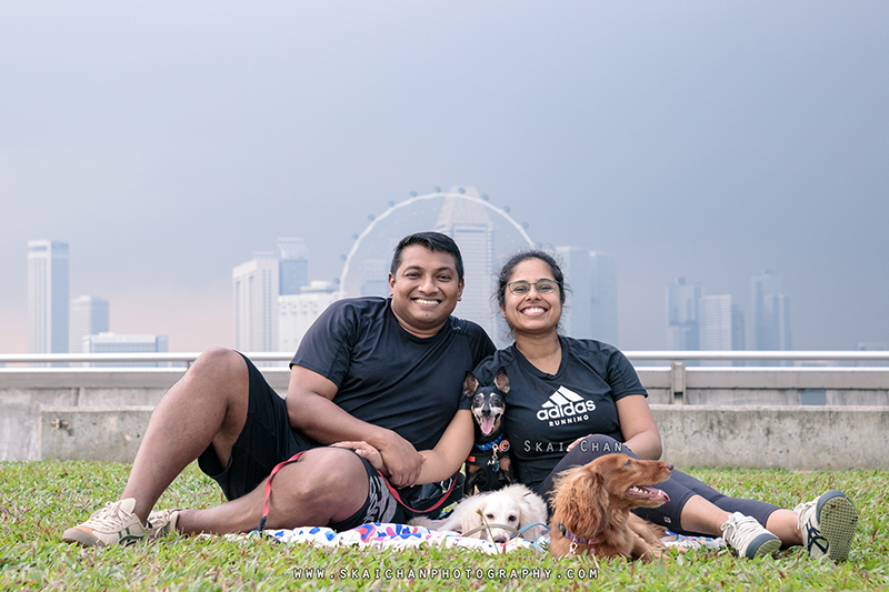 Outdoor dogs with owners photoshoot for Prakash & Darsheni at Marina Barrage