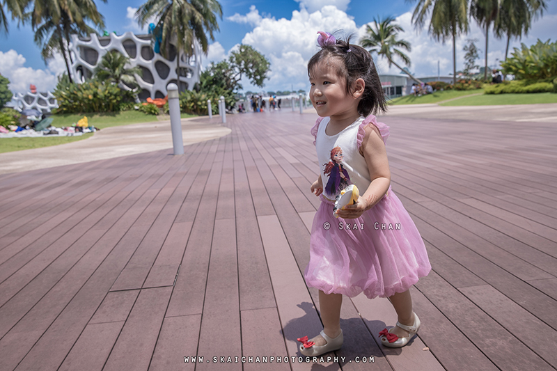 Children photoshoot session with Nicholas, Jonathan & Iverina at Vivocity Rooftop