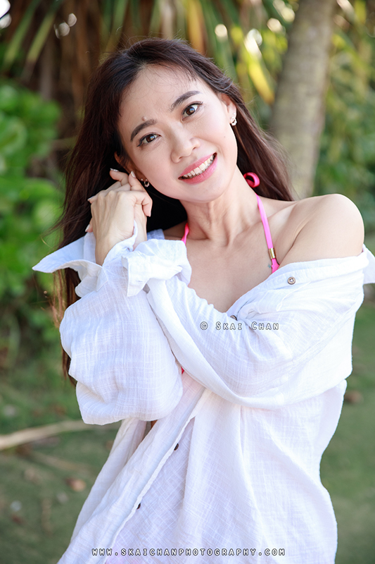 Beach bikini photoshoot session with Kai Ling at Palawan Beach (Sentosa)