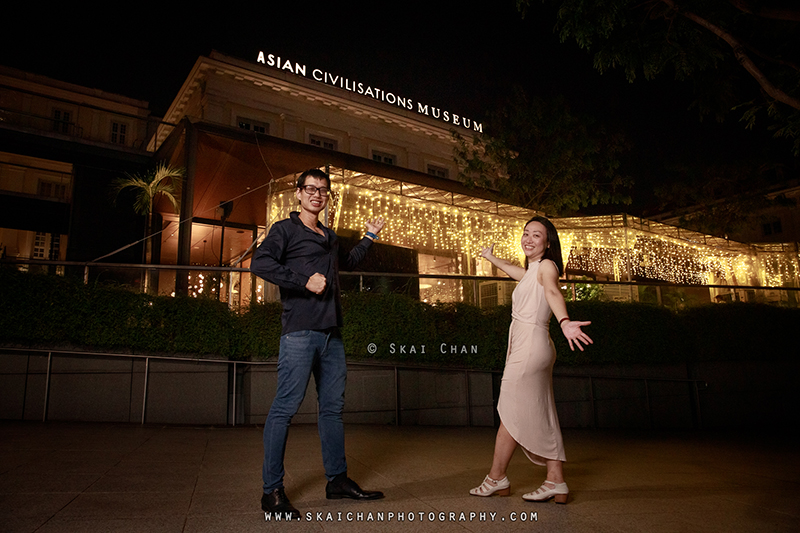 Night couple photoshoot session with Raymond & Serena at Promenade Boat Quay