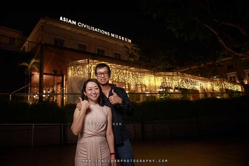 Night couple photoshoot session with Raymond & Serena at Promenade Boat Quay