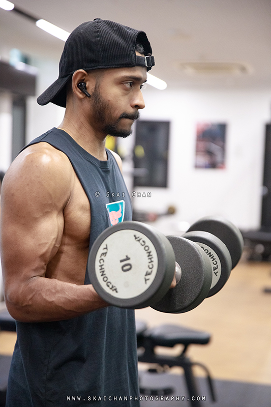 Men's fitness gym portrait photoshoot session with Daniel Stephen @ Gold's Gym Singapore, Rochester Park