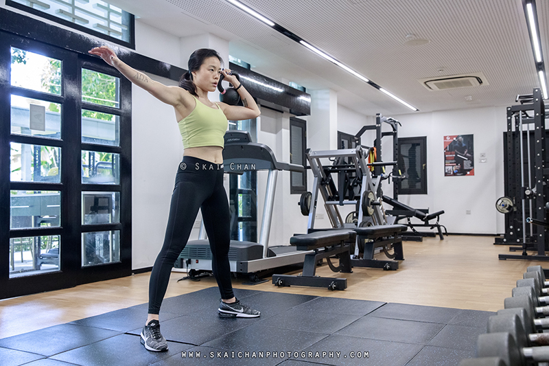 Fitness gym photoshoot session with Pearlyn @ Gold's Gym Singapore @ Rochester Park outlet