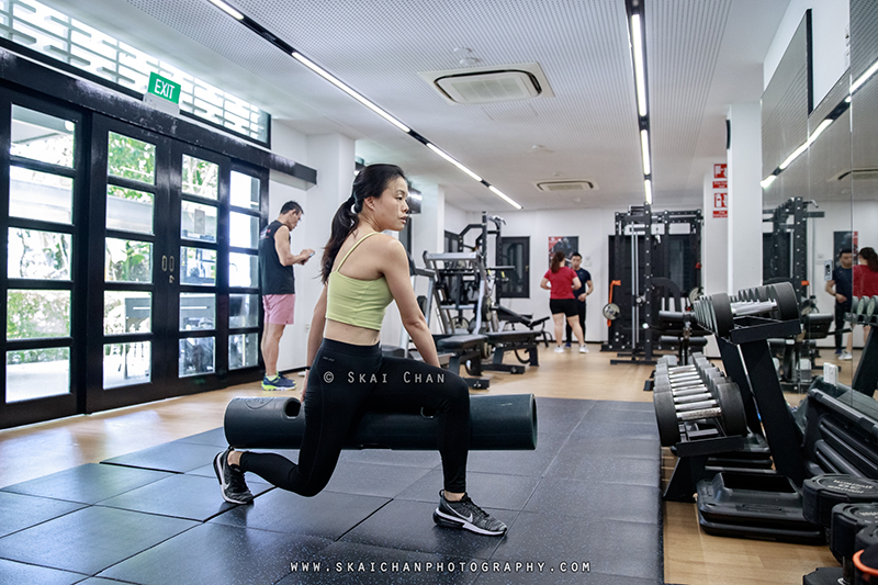 Fitness gym photoshoot session with Pearlyn @ Gold's Gym Singapore @ Rochester Park outlet