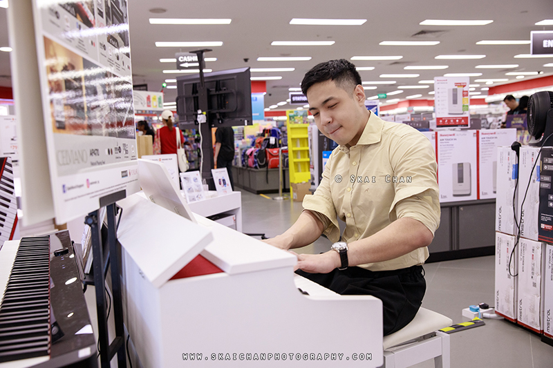 Music piano photoshoot session with Raymund @ NEX