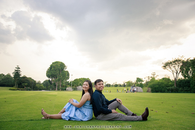 Outdoor Couple Photoshoot - Bryan & Abby @ Gardens by the Bay