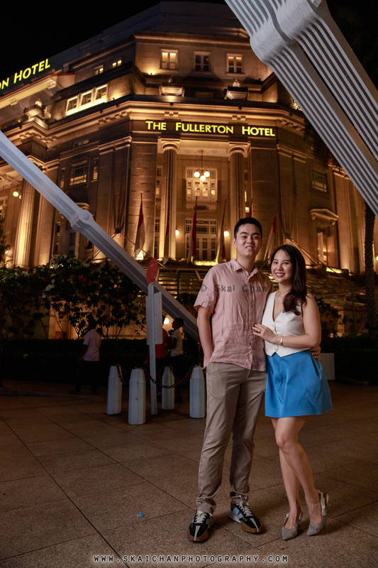 Night couple photoshoot session with Troy & Felicia at Fullerton Hotel
