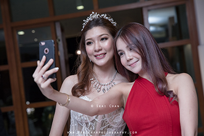 the wedding photographer