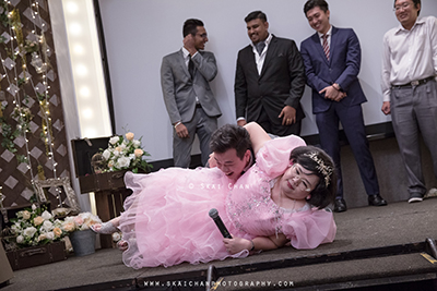 find a wedding photographer