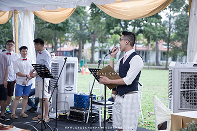 looking for wedding photographer