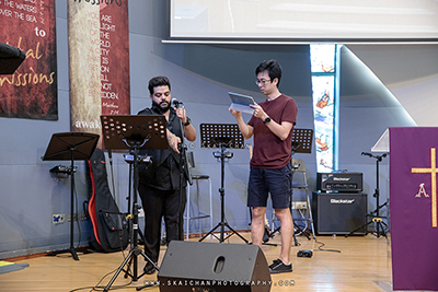 natural wedding photographer