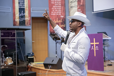 local wedding photographers prices