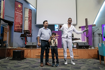 choosing a wedding photographer