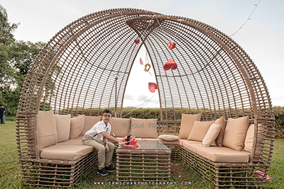 photojournalistic wedding photography