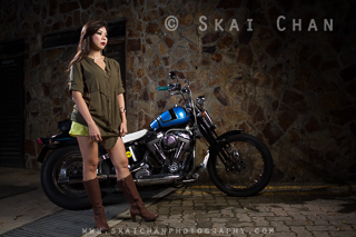 two light with hair light and grid set-up