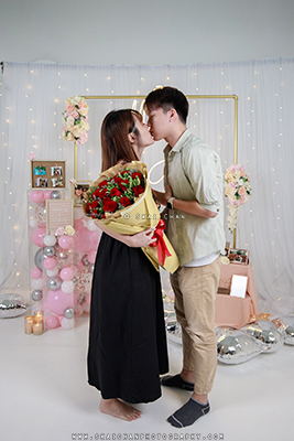 photo studio wedding proposal